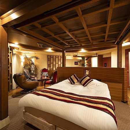 Hotel U'S Kouroen (Adults Only) Нисиномия Экстерьер фото