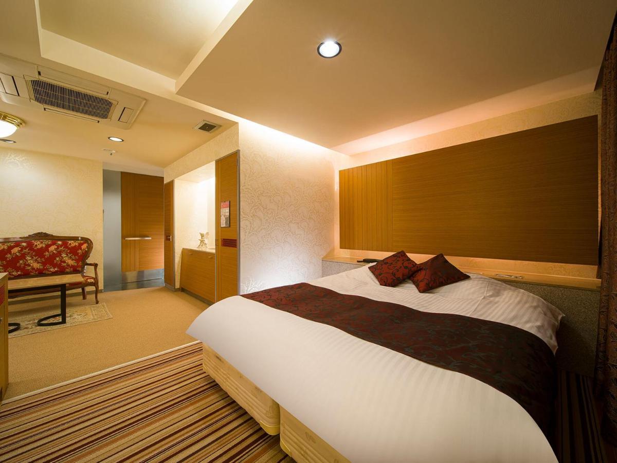 Hotel U'S Kouroen (Adults Only) Нисиномия Экстерьер фото