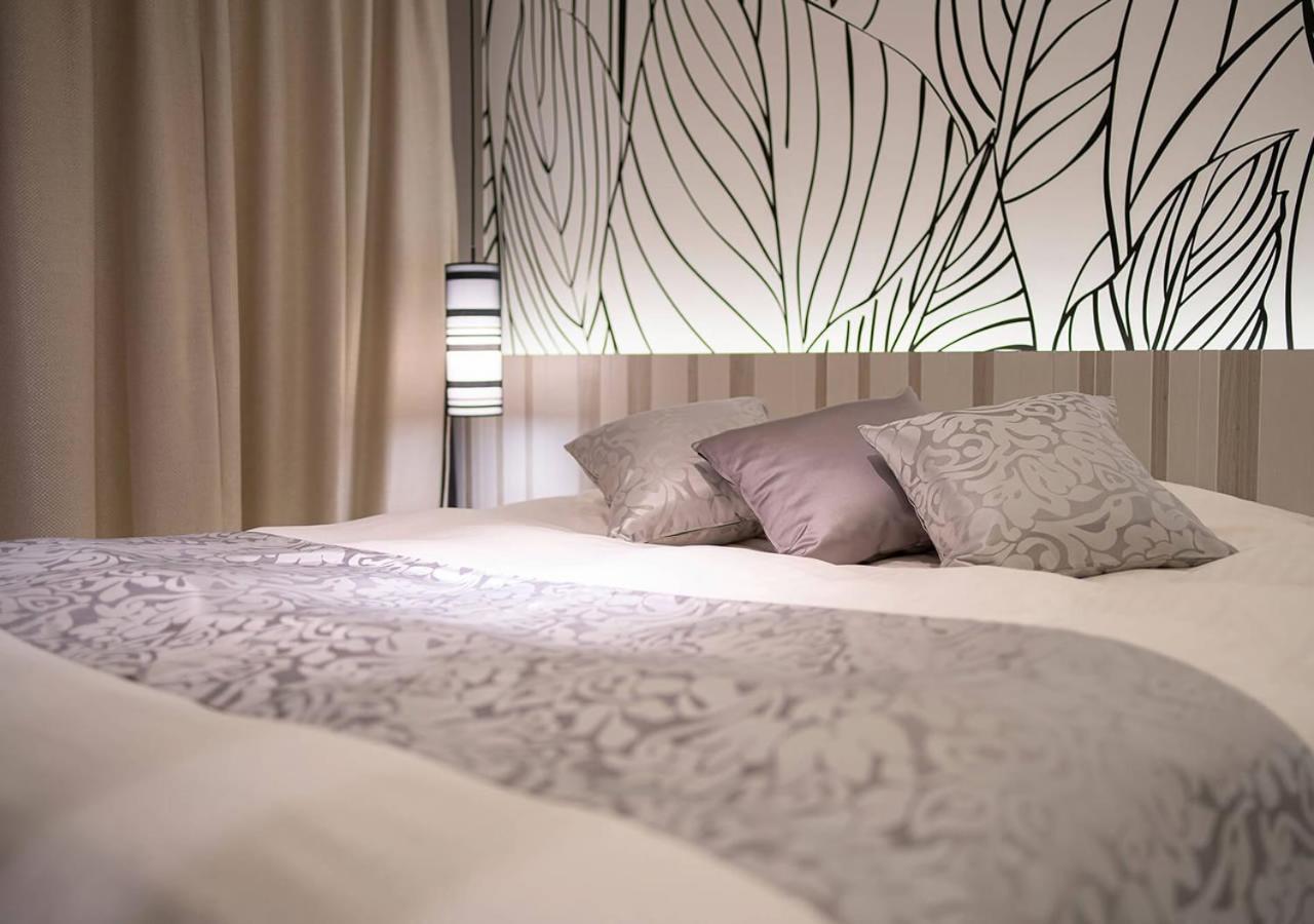 Hotel U'S Kouroen (Adults Only) Нисиномия Экстерьер фото